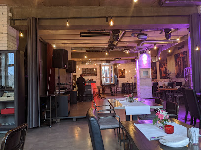 LOFT LOFT Restaurant & Bar - Ulitsa Krasnykh Zor,, 18а, Obninsk, Kaluga Oblast, Russia, 249037