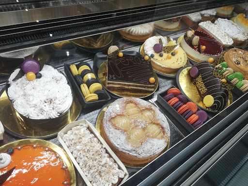 Patisserie Saint Honore (Bakery and French pastry)