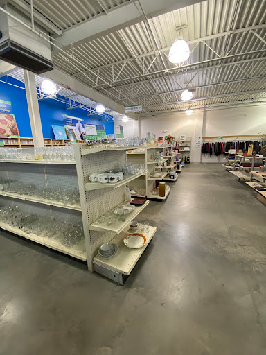 Thrift Store «Goodwill», reviews and photos
