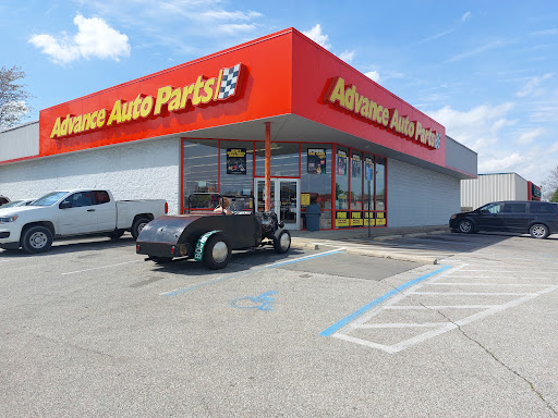 Auto Parts Store «Advance Auto Parts», reviews and photos, 48 N Gardner St, Scottsburg, IN 47170, USA