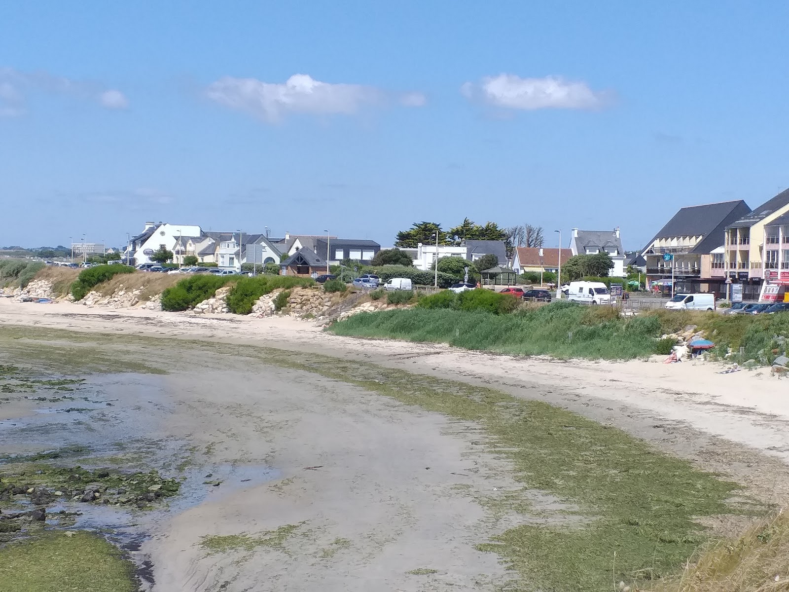 Plage de Pen er Malo'in fotoğrafı - rahatlamayı sevenler arasında popüler bir yer