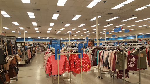 Clothing Store «Ross Dress for Less», reviews and photos, 26558 Bouquet Canyon Rd, Saugus, CA 91350, USA