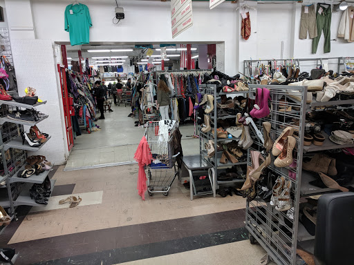 Thrift Store «Village Discount Outlet Store 03», reviews and photos, 2032 N Milwaukee Ave, Chicago, IL 60647, USA