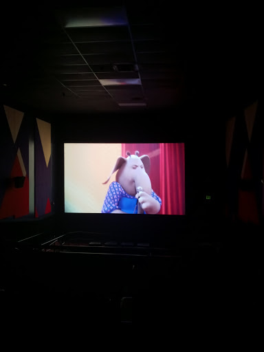 Movie Theater «Marquee Cinemas - Coralwood 10», reviews and photos, 2301 Del Prado Blvd, Cape Coral, FL 33990, USA