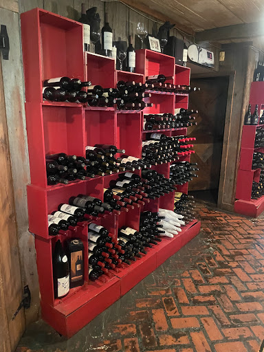General Store «Symons General Store & Wine Cellar», reviews and photos, 401 E Lake St, Petoskey, MI 49770, USA