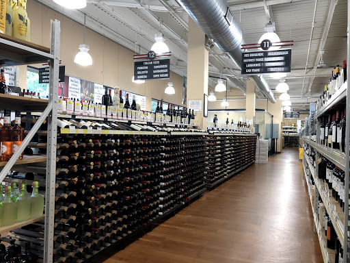 Wine Store «Westchester Wine Warehouse», reviews and photos, 53 Tarrytown Rd, White Plains, NY 10607, USA