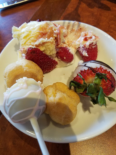 Shopping Mall «Woodbury Lakes», reviews and photos, 9020 Hudson Rd # 401, St Paul, MN 55125, USA