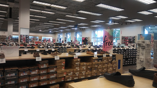 Shoe Store «Off Broadway Shoe Warehouse», reviews and photos, 1125 Woodruff Rd #400, Greenville, SC 29607, USA