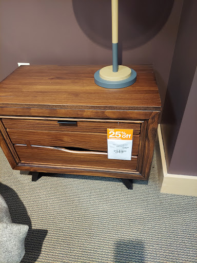 Furniture Store «Slumberland Furniture», reviews and photos, 1831 E Independence St, Springfield, MO 65804, USA