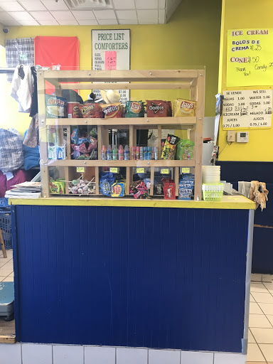 Laundromat «Ferry Plaza Laundromat & Dry Cleaners», reviews and photos, 305 Ferry St, Newark, NJ 07105, USA