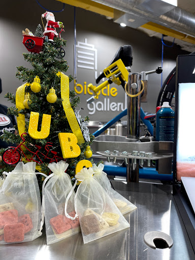 Bicycle Store «Urban Bicycle Gallery», reviews and photos, 4814 Nett St, Houston, TX 77007, USA