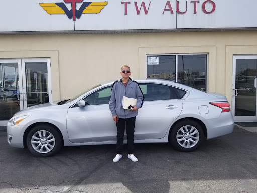 Used Car Dealer «T W Auto Sales and Service», reviews and photos, 4420 State St, Murray, UT 84107, USA