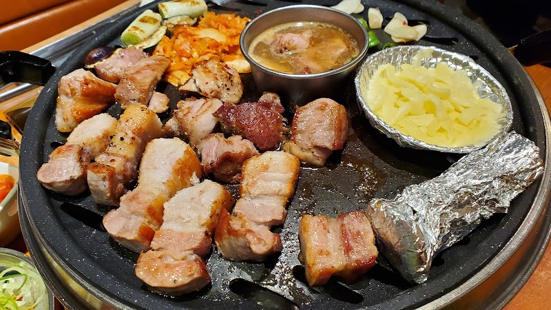 韓国料理ハルバン宝塚本店
