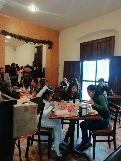Restaurante y cafetería Tere,s - Av. 3 Benito Juárez No.12, Coscomatepec de Bravo, Centro, 94140 Coscomatepec, Ver., Mexico