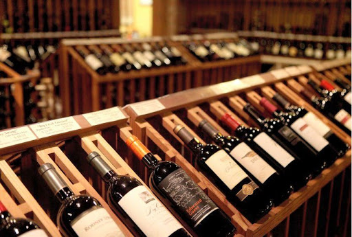 Wine Store «The Wine Exchange», reviews and photos, 1 Illinois St # 120, St Charles, IL 60174, USA