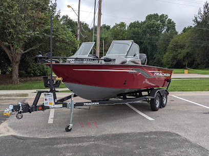 Bass Pro Shops/Cabela’s Boating Center