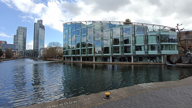 Towpath The Regent's Canal, London N1 8PZ, United Kingdom