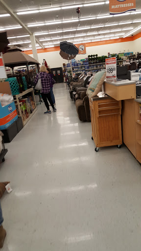 Discount Store «Big Lots», reviews and photos, 10548 SE Washington St, Portland, OR 97216, USA