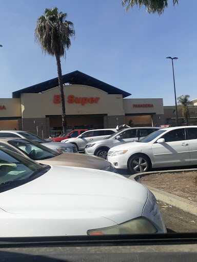Grocery Store «El Super», reviews and photos, 10531 Carmenita Rd, Santa Fe Springs, CA 90670, USA