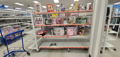 Clothing Store «Ross Dress for Less», reviews and photos, 1419 N Davis Rd, Salinas, CA 93907, USA