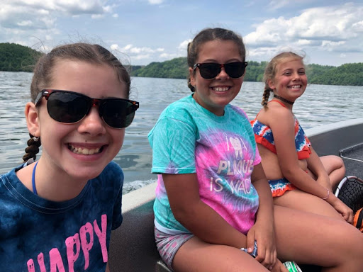 Marina «Mitchell Creek Marina», reviews and photos, 1260 Livingston Boat Dock Rd, Allons, TN 38541, USA