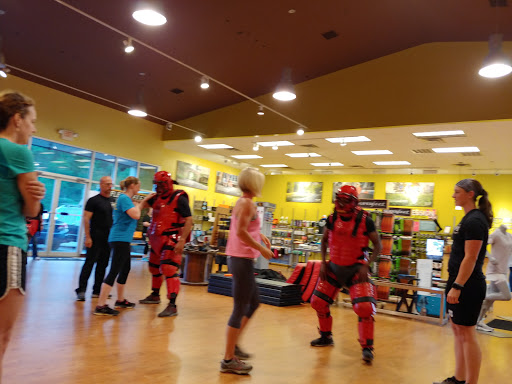 Shoe Store «Fleet Feet Sports», reviews and photos, 4347 Franklin Rd SW, Roanoke, VA 24018, USA