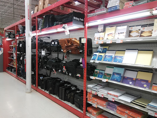 Office Supply Store «Staples», reviews and photos, 23131 Michigan Ave, Dearborn, MI 48124, USA