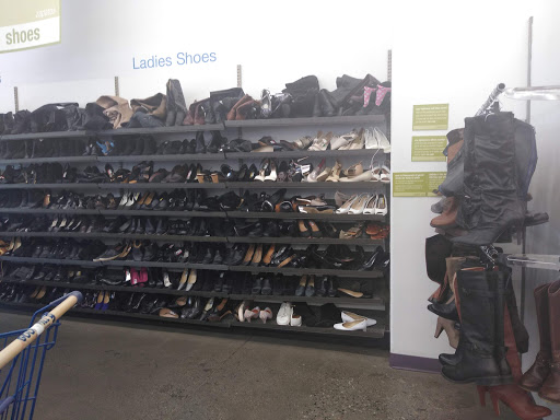 Thrift Store «Dysart Goodwill Retail Store & Donation Center», reviews and photos, 5116 N Dysart Rd, Litchfield Park, AZ 85340, USA