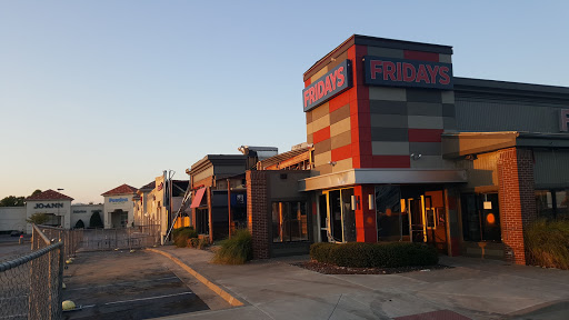 Shopping Mall «Southroads Shopping Center», reviews and photos, 5211 E 41st St, Tulsa, OK 74135, USA