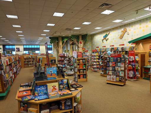 Book Store «Barnes & Noble», reviews and photos, 20600 N Rand Rd, Deer Park, IL 60010, USA