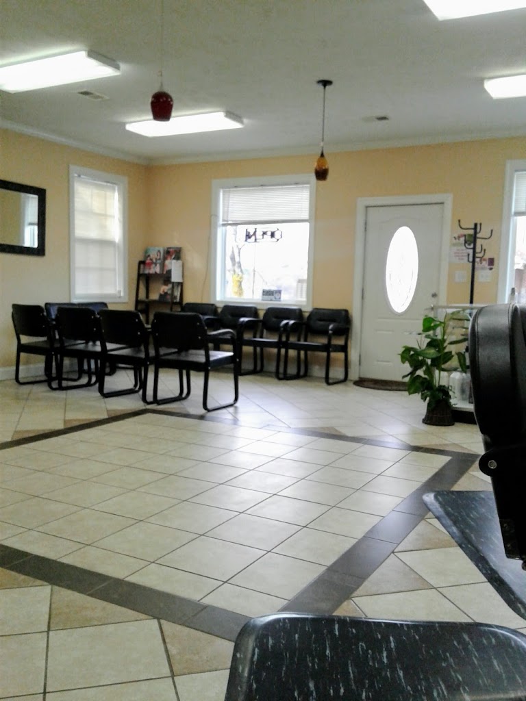Irma's Salon 28697