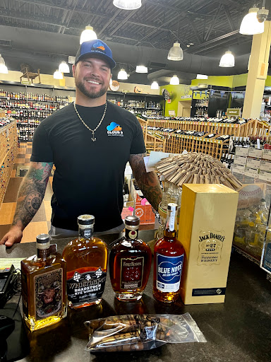 Liquor Store «The New Wine Regions Discount Wines & Liquors», reviews and photos, 2423 US-27, Clermont, FL 34711, USA