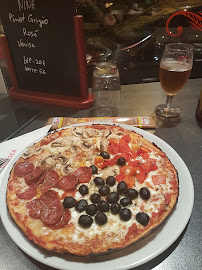 Pizza du Restaurant italien La Puttanesca à Paris - n°17