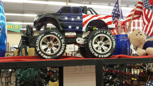 Thrift Store «Thrift Town», reviews and photos, 6328 Fair Oaks Blvd, Carmichael, CA 95608, USA