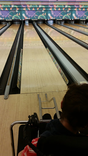 Bowling Alley «Streamwood Bowl», reviews and photos, 1232 E Irving Park Rd, Streamwood, IL 60107, USA