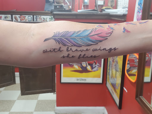 Tattoo Shop «Eye For An Eye Tattoo Parlor», reviews and photos, 1405 N Frazier St, Conroe, TX 77301, USA