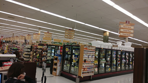 Grocery Store «Fred Meyer», reviews and photos, 2855 Broadway St NE, Salem, OR 97303, USA