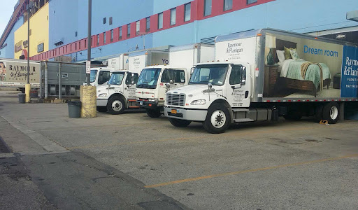 Raymour & Flanigan Furniture Distribution Warehouse, 61 Chapel Rd, Manchester, CT 06042, USA, 