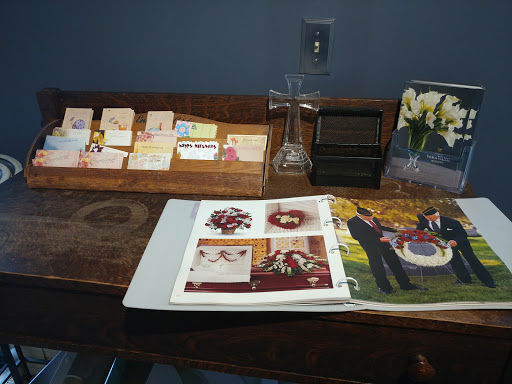 Pomfret Florist, 836 County St, Somerset, MA 02726, USA, 