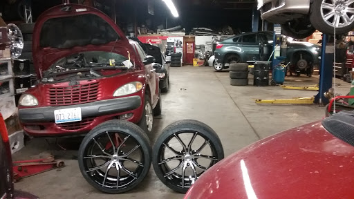 Tire Shop «Chihuahua Tire Shop», reviews and photos, 1201 Aurora Ave Ln, Aurora, IL 60505, USA