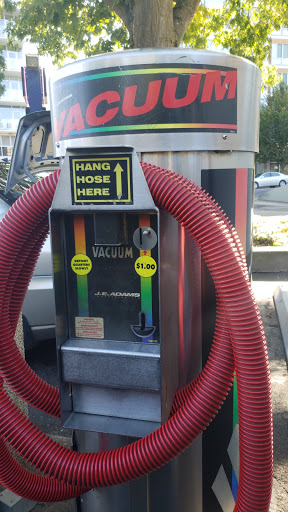 Car Wash «Kiss Car Wash», reviews and photos, 1909 W Burnside St, Portland, OR 97209, USA