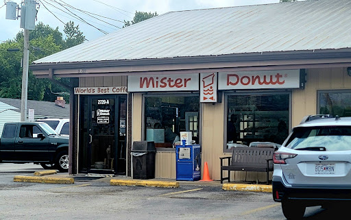 Donut Shop «Mister Donut», reviews and photos, 2720 Grovelin St # A, Godfrey, IL 62035, USA