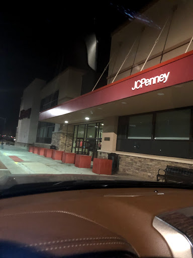 JCPenney, 1950 Prairie Center Pkwy, Brighton, CO 80601, USA, 