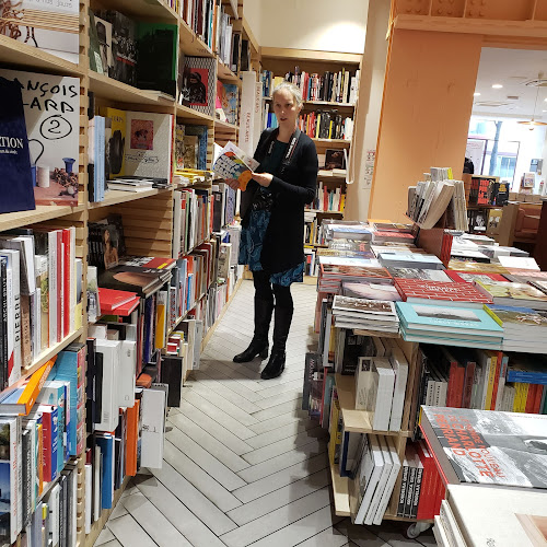Ici librairie indépendante à Paris