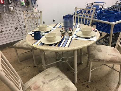 Thrift Store «Goodwill Central Texas - Macfarlane Center & Computer Works», reviews and photos