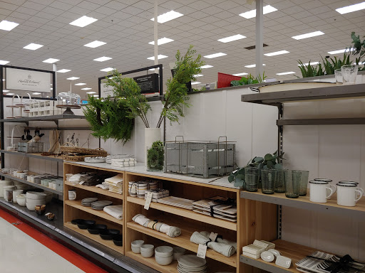 Department Store «Target», reviews and photos, 1135 Woodstock Rd, Roswell, GA 30075, USA