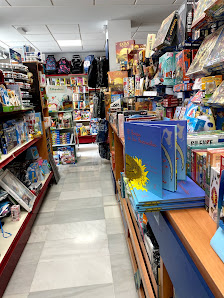 Librería Pisapapeles Av. Clara Campoamor, 11, 41900 Camas, Sevilla, España