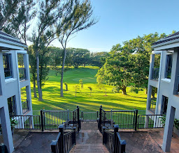 Fourteenth Green Guest Lodge photo