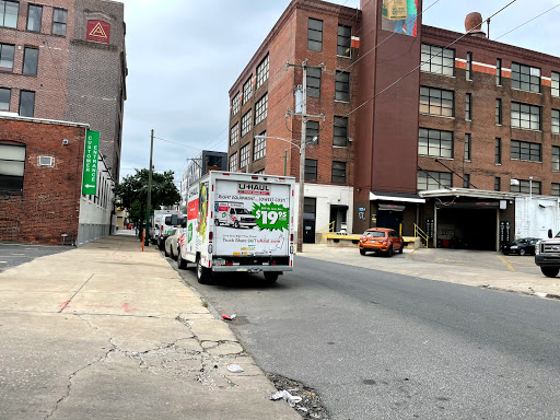 Truck Rental Agency «U-Haul Moving & Storage of South Philadelphia», reviews and photos, 1015-25 S 12th St, Philadelphia, PA 19147, USA