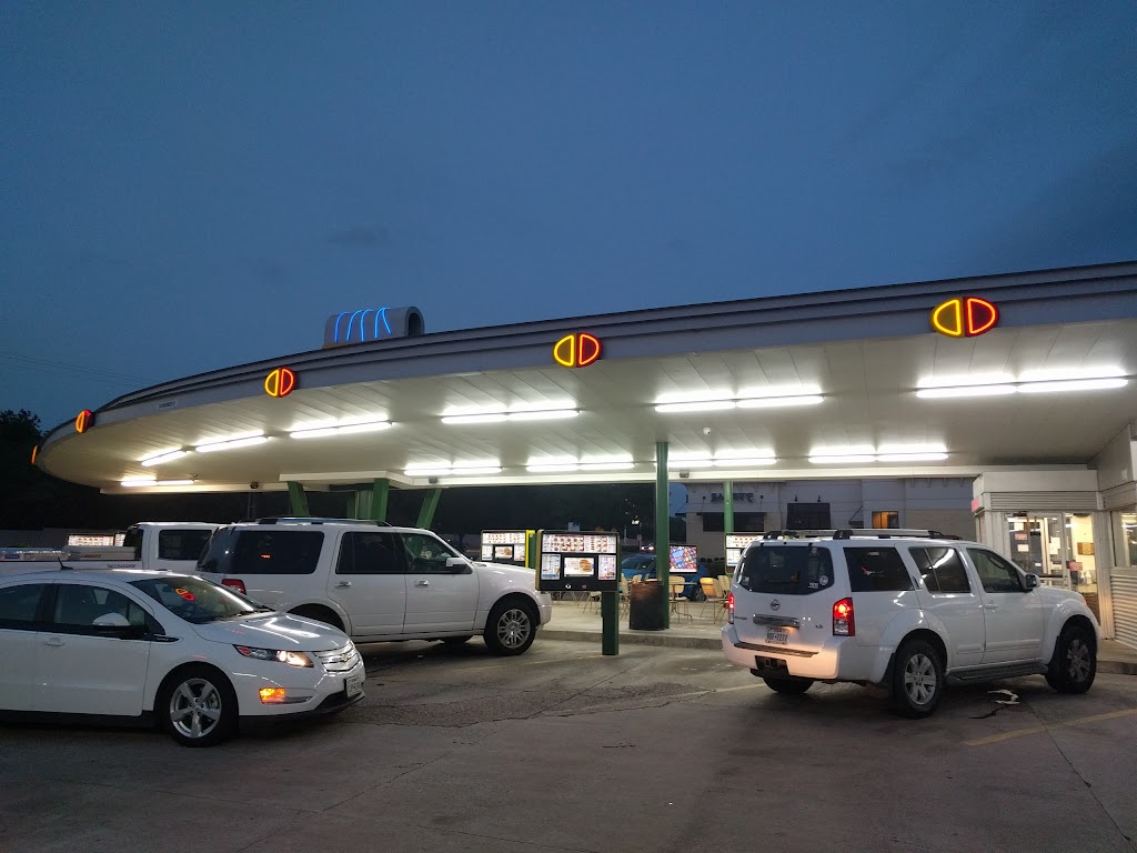 Sonic Drive-In 75081